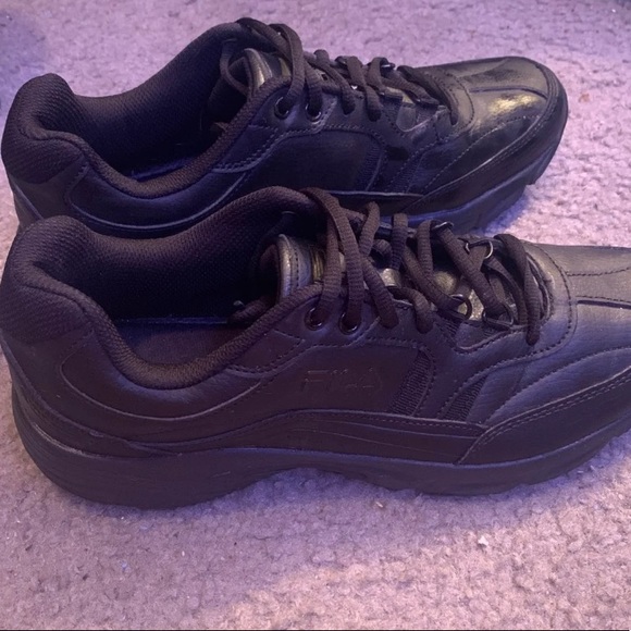 Fila | Shoes | Non Slip Fila Sneakers 